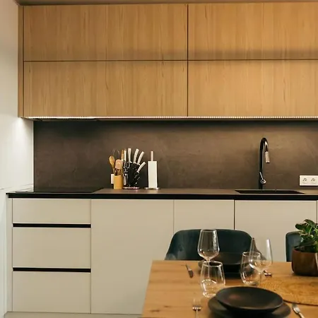 Luxury In Central Park With Amazing View + Private Parking Space * Burgas