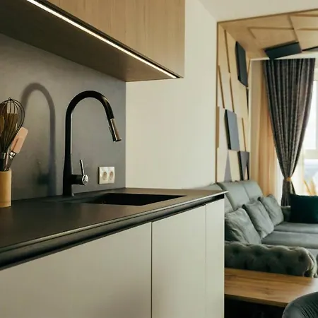 Apartment Luxury In Central Park With Amazing View + Private Parking Space Burgas