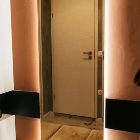 Luxury In Central Park With Amazing View + Private Parking Space Burgas
